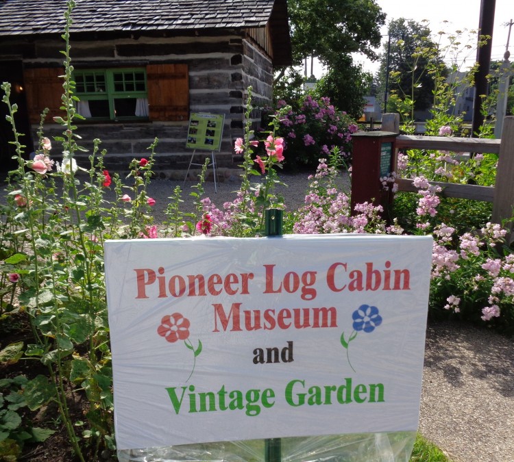 Pioneer Log Cabin Museum and Vintage Garden in Wehmhoff Square (Burlington,&nbspWI)